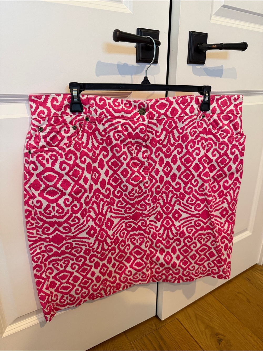 Jones New York Pink and White Printed Mini Skirt